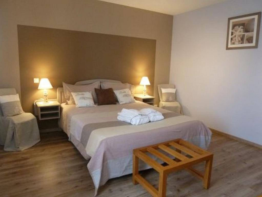 Chambres D'Hotes De La Junchere Saint-Hilaire-de-Court Kamer foto